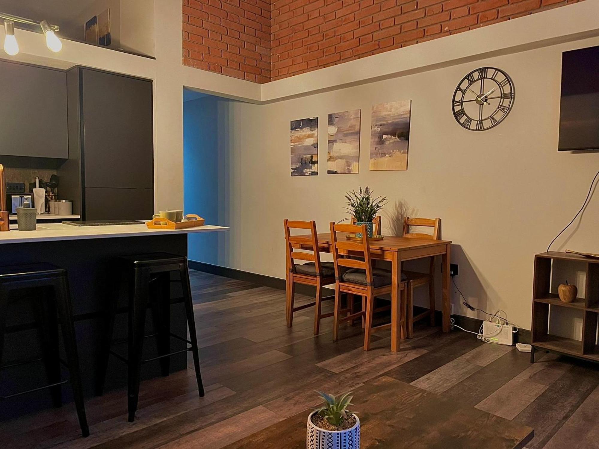 Artistic, Cozy, Stylish, Open Plan, City Centre 1Br เชฟฟิลด์ ภายนอก รูปภาพ